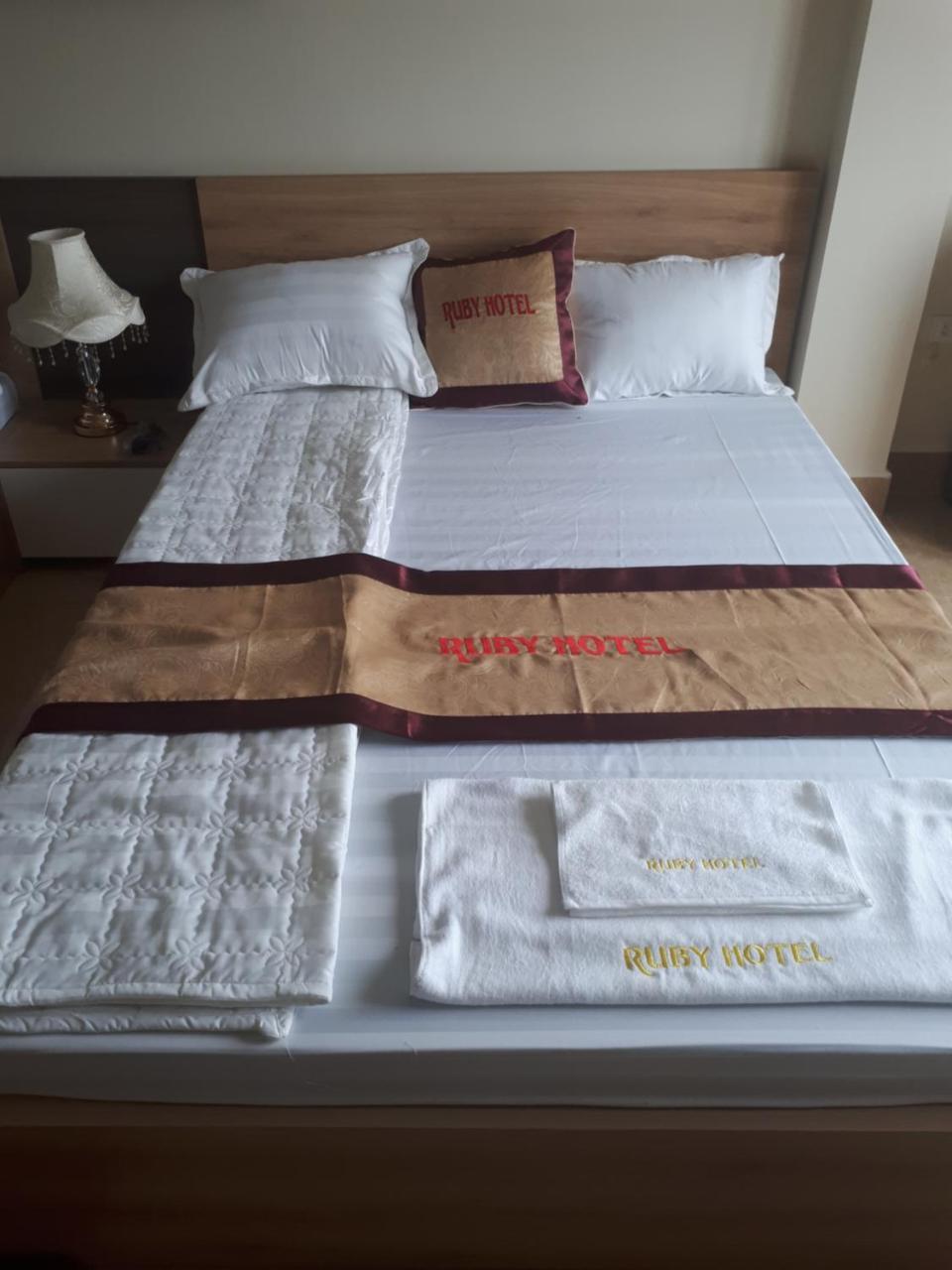 Ruby Hotel Vinh Yen Bagian luar foto